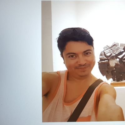 AlberichMegrez's profile picture. feliz