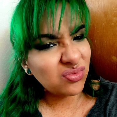 @Annoying_Wife_