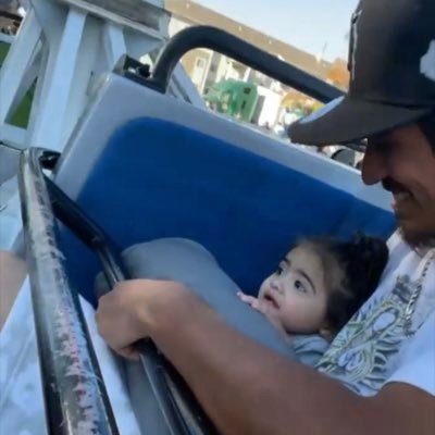 dhustkzla's profile picture. LLE 🕊LLL💔LLA