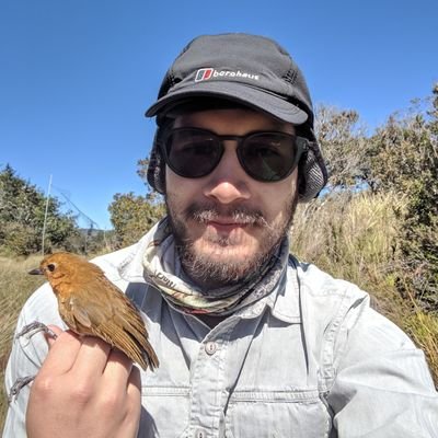 Ecuadorian biologist and data geek. Interested in animal-plant interactions, avian evolution, translational and quantitative ecology. @imperialcollege alumni