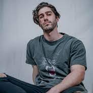 YearGreating's profile picture. Laughing is the best medicine to make life better.