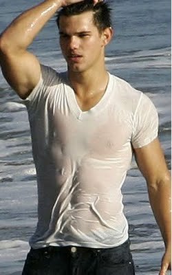 FCdojacob's profile picture. oi sou prih sou fanzoca do taylor ele é um gato amo ele demais me segue @FCdojacob  por favor(tb sou fan do bieber segue @fanclubdojb
hi follow me please