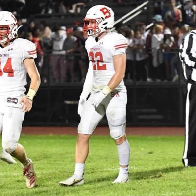 @BenetRedwingFB Varsity Team Captain #22 | ‘22 RB, DB | 5’11” 185lbs | 4.66s-40 | Bench-275 | Squat-405 | 2liam.johnson@benet.org |