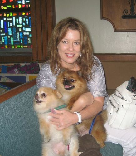 JulieLLambert's profile picture. 