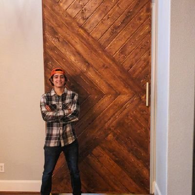 Follower of Christ🙏😊
Texas Woodworker🤠🪵
Creator 🔥💪🏼
Poet 🖋️
Artist 🧡