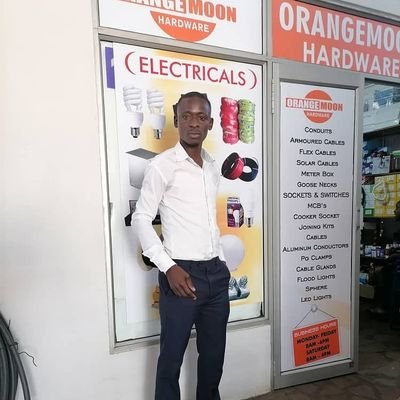 the_drive22's profile picture. #lifestyle architect
#God fearing
#trend setter

#Dynamos
#Chelsea
#Real Madrid