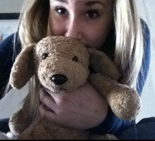 Danidoo98's profile picture. please follow and subscribe on youtube im danielleandrusky :)