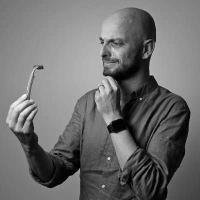 Adrien_Pgt's profile picture. En transition vers BlueSky.