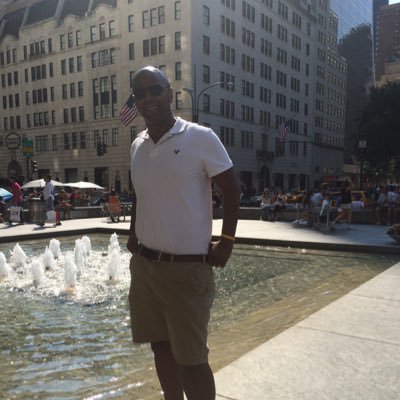 shawnh95's profile picture. Lifelong Niners fan; Political junkie. Jeremiah 29:11