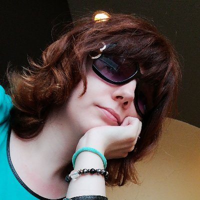 Obsessed with video game localisation, translating for work AND fun! English (UK, US) - Italian (IT)