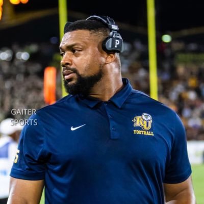 ⚫️Reinhardt University Defensive Line Coach ⚫️University of South Carolina Alum ⚫️Former NFL Defensive Lineman ⚫️No Grind No Shine Cliff.Matthews@Reinhardt.edu