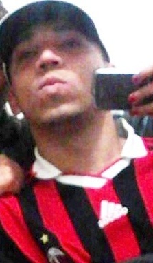 Bruno  Oliveira 18 anos Solteiro ! && Um bom malandro conquistador com nipe de artista pike de JOGADOR impressiona no estilo de PATIFE ropa de shopping ♫ $$