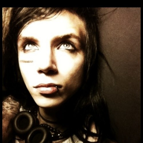 AndyBsLipRing's profile picture. I'm @AndyBVB Lip Ring I Hang From His Lip. My Other Accounts: @AndyBsDick @RonnieRadkeWINS I FALLOW BACK