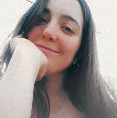 uritranslates's profile picture. Estudiante de Traducción e Interpretación (EN/DE-ES) y Estudios Ingleses en la UCO.                         
                          «At rejse er at leve»