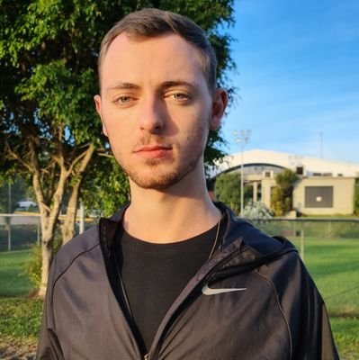 tiagokurtz_'s profile picture. 21 - SCS