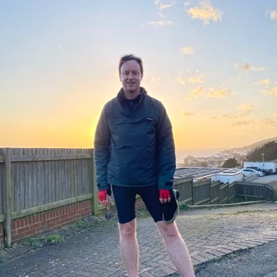 Left handed. Banker with a conscience. Husband, father and Folkestonian. Loves cricket, cocktails, wine & modern history.