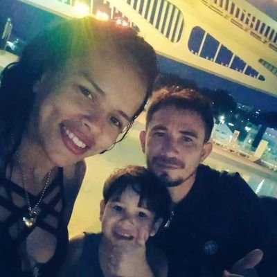 - Oq vem debaixo não me atingi pq quem me protege não dorme.🙏❤️🥰