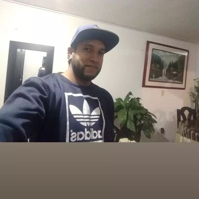 me gusta todo tipo de mujer alguna que quiera es solo que me avise