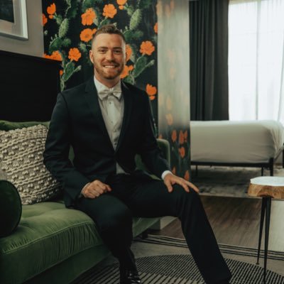 jbowlesWI's profile picture. Ole Miss • Chicagoland • 🏳️‍🌈