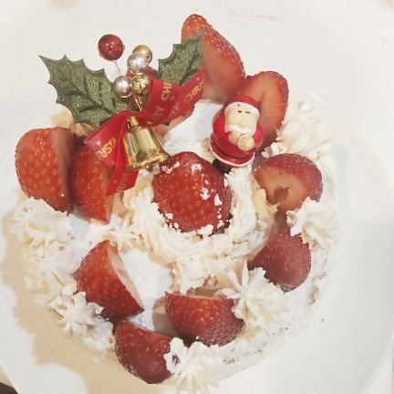 parihe53's profile picture. 子どもが5ヶ月のときアトピー発症し、そこから現代医療に疑問。この世のワクチンと名のつくものは不必要！│人間の免疫力以外にウイルスに対抗できるものはない！│万年ダイエッター│健康オタク│筋トレ│
無言フォロー失礼します🥺