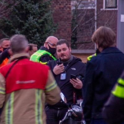 👨🏻🦽| Verslaggever in Rotterdam | Houder Politie Perskaart | Fotografie | Rotterdam | Struikelt door het leven met kanker🍀 | Op persoonlijke titel