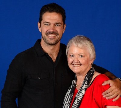 Mom, Grammy to Vic & Lily, Christian, @RyanPaevey and @matthew_dowden fanatic