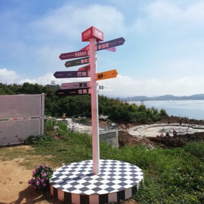 AP11RzFfBbxJ6xv's profile picture. 