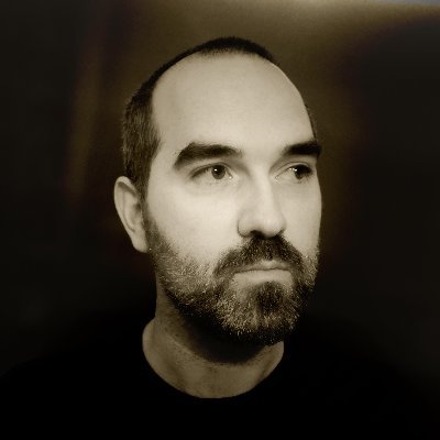 AI video artist, futurist and analog gear hoarder
full bio, works and more https://t.co/HX8uy6udMJ