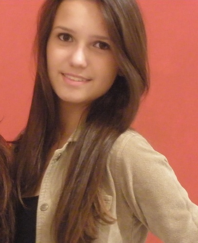 DanieleBrito_'s profile picture. O medo de perder tira a vontade de ganhar!