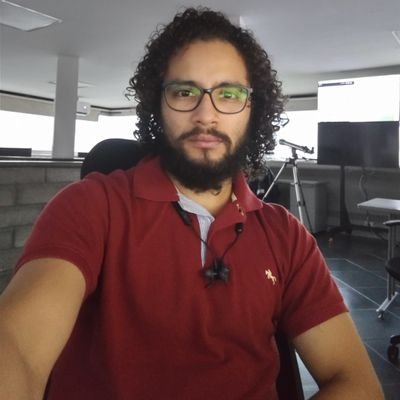 Ingeniero Geólogo de la @fminas. Amante de las ciencias de la tierra.