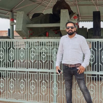 vineetyadav7778's profile picture. 