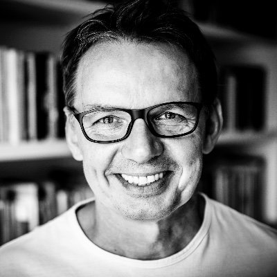 Autor podcastu Układ Otwarty. Szef Instytutu Wolności i Szkoły Przywództwa IW
Czytaj: https://t.co/EM1SS1Yyym Wspieraj: https://t.co/BJcWNjaTm0