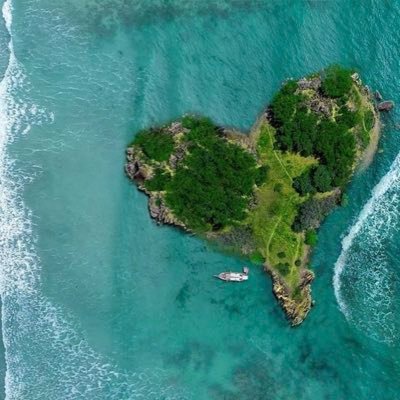 chinen_h_chan's profile picture. 