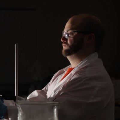 I think about Organic Chemistry, therefore I am. Associate Dean Graduate and Postdoctoral Studies. Toronto Metropolitan University. Dad of 2 girls. He/him