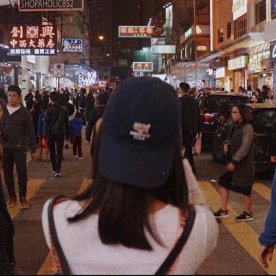 javiergelly's profile picture. ☾ living slowly & with purpose