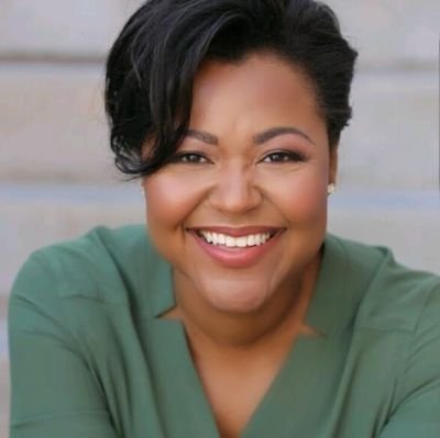Life is better in pretty shoes | Global Citizen | Home Chef | Runner4Life | Former InfoSec, IT & Privacy Strategy @Twitter | Board @GirlsInTechPHX