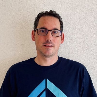 Software developer & architect building  https://t.co/Mnj1z4GdBI, conference speaker, co-host @dotnetzentral, gamer, mountain biker, blogger.