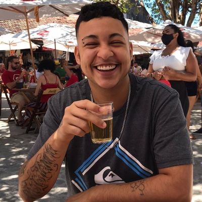 eudevjr's profile picture. Frontend Jr - Engenharia de software - Homem trans, potiguar, de olho em fofocas, tretas e tecnologia.