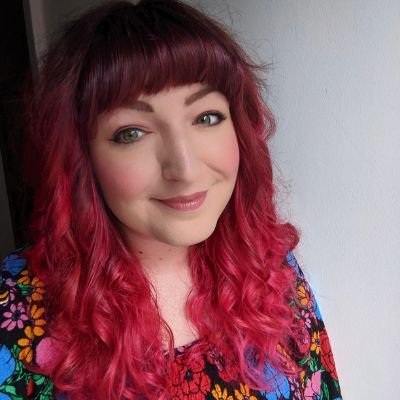 rachaelhowarth's profile picture. Colourful northerner in Manchester. Creative marketer. Dopamine seeker ✨