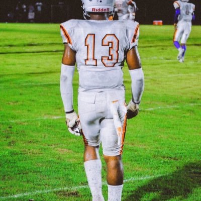 /6’0/200lbs/11.6 100M/Dunbar high school🐯/OLB-ATH   3 star⭐️ /IG:@13problemzz____