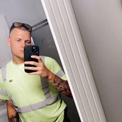 tyler_sutton98's profile picture. 