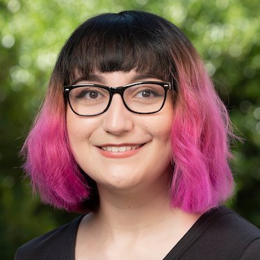 @DukeBiology PhD candidate studying the development + function of patterned plumage | NSF GRFP fellow | 2019 B.S. @CSULB | birder + bird photographer | she/her