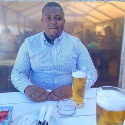 KhweziG_sa's profile picture. Any time is tea time || I'll cross that bridge when I get to it🌉