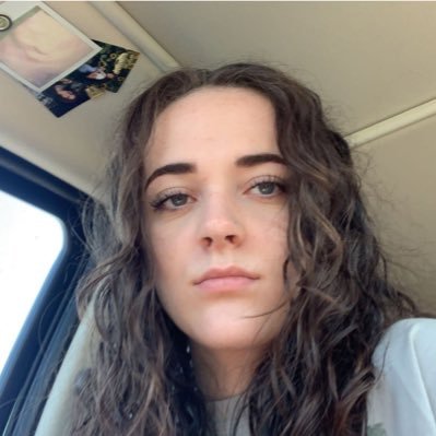 aa_dugan's profile picture. i don’t patronize bunny rabbits