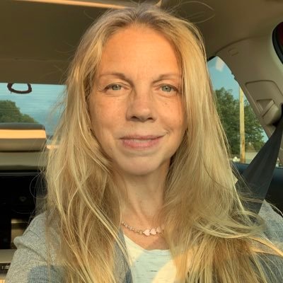 MattoonPam's profile picture. Follows Jesus; He’s my greatest love. 🇺🇸🎶☀️🌺🥑🍪🍺🏝🚘