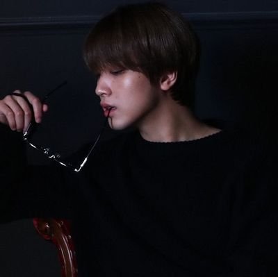 donutfello's profile picture. 6️⃣5️⃣🎹
busy with school