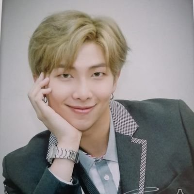namjinwkook's profile picture. 19 | here to love namjoon








































































Reader. Singer. Explorer