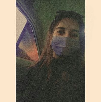 oye_sanaa's profile picture. pretty, young, dumb and  broke... 🌚