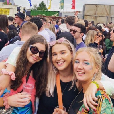 erinmacfarlanex's profile picture. 