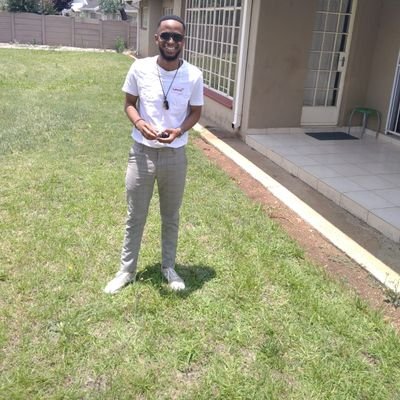 SbusisoZwane17's profile picture. Deep House Music Addict❤:
Forever Hustling ❤: YOUR SALESMAN:
Kaizer Chiefs Fan❤️